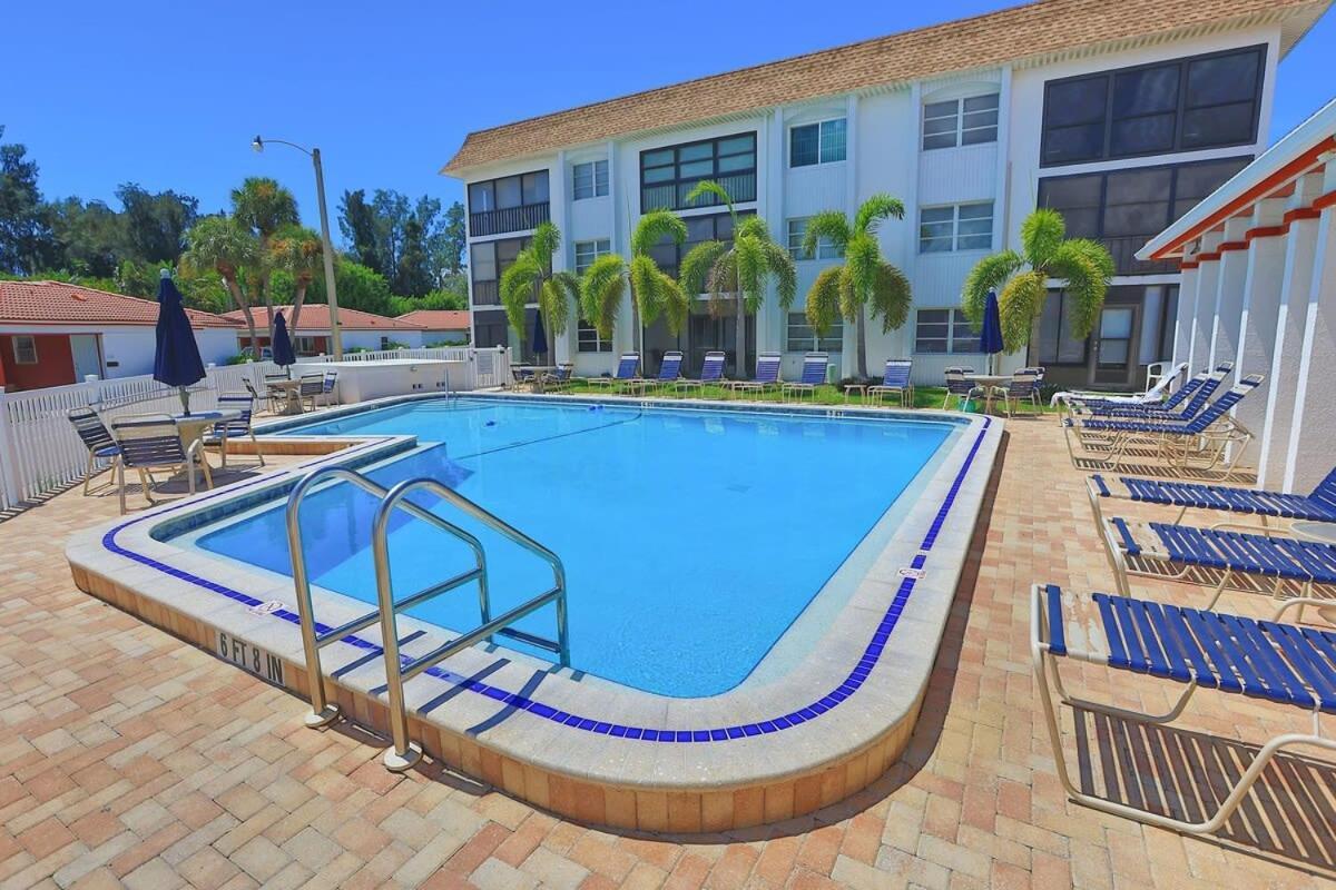 2 Bed 2 Bath Centrally Located On Siesta Key Sarasota Extérieur photo